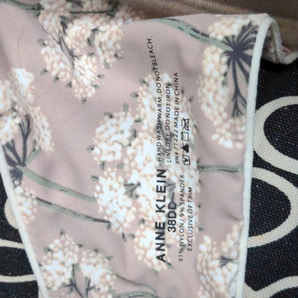 Anne Klein t-shirt bra - 38DD - Picture 3 of 5